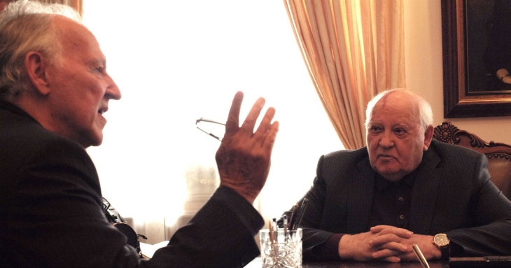 02-meeting-gorbachev.w1200.h630